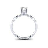 Gabriano Marika 8 tırnaklı tektaş yüzük; GIA-HRD sertifikalı emerald pırlanta ve beyaz altın montürün yandan görünüşü